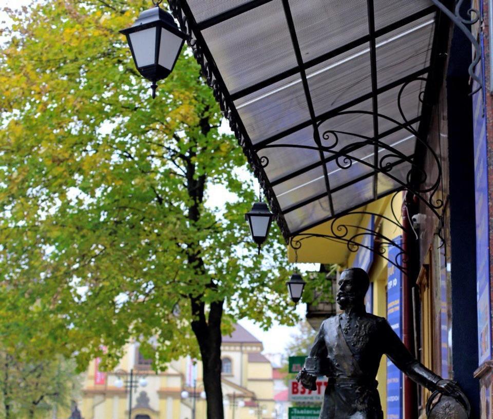 Franz Hotel&Restaurant Ivano-Frankivsk Exterior foto
